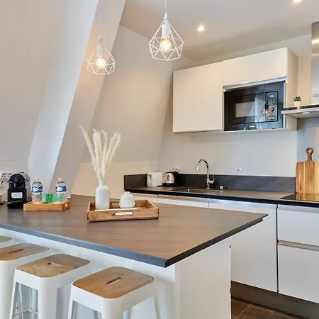 L'intemporel - Proche - Centre-ville Кабур